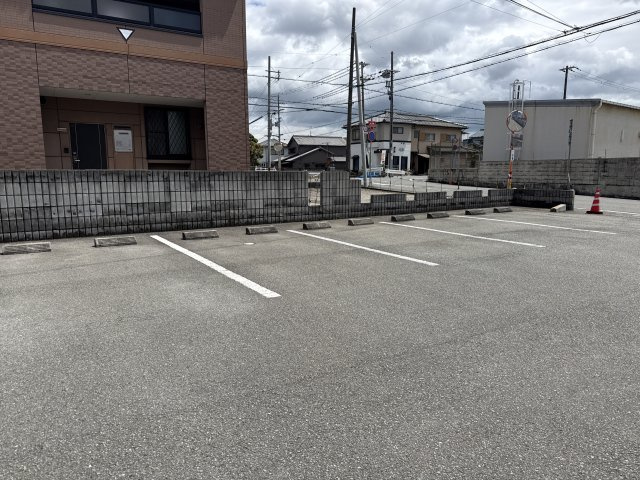 グランチェスタ・ノースの駐車場