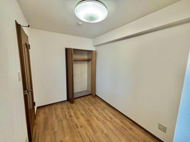 フレイグランス田寺の洋室