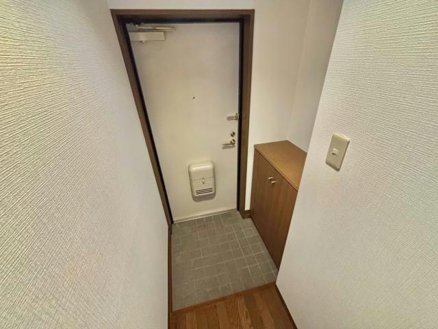 フレイグランス田寺の玄関