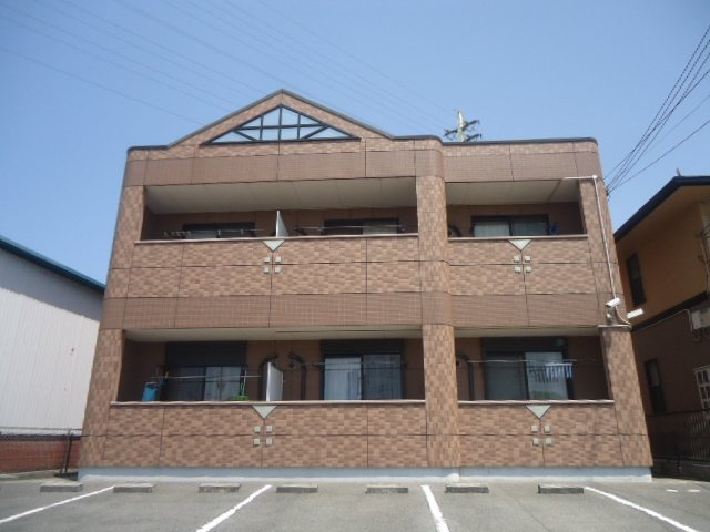 シャルマン・中島