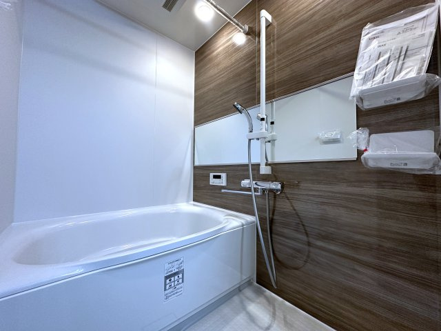 ロワイヤル明石魚住の浴室