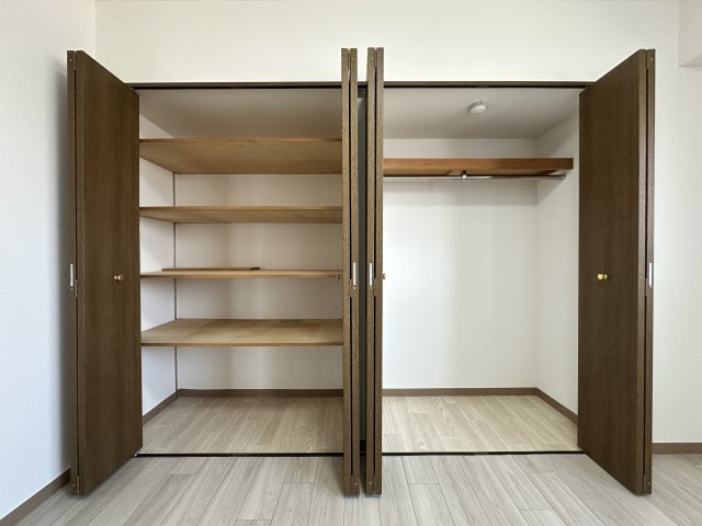 ロワイヤル明石魚住の収納