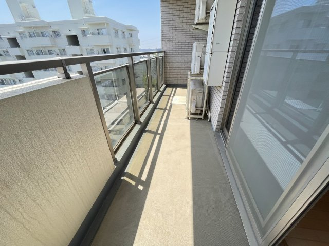 T's garden北柏1号棟のバルコニー