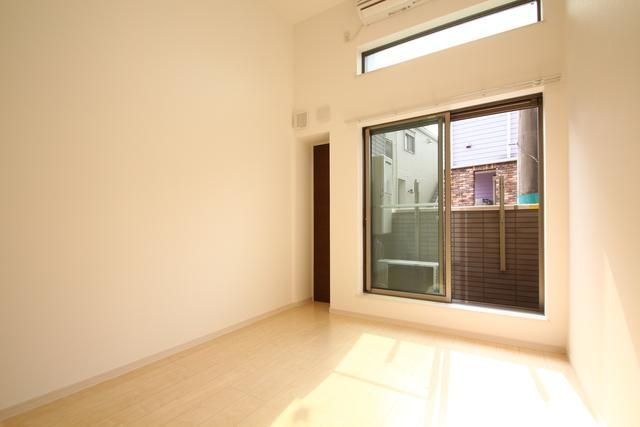 レスポワール東府中の居間・リビング