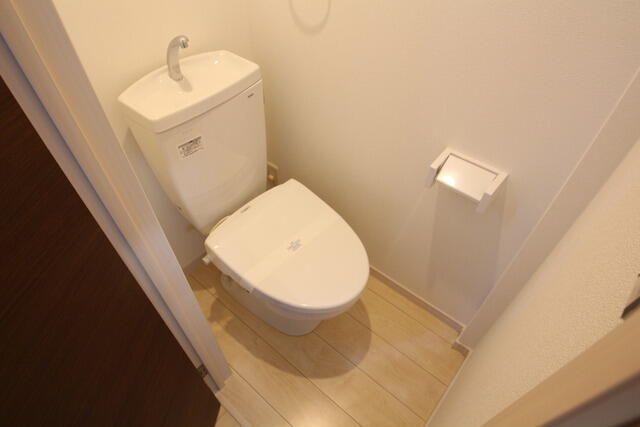 レスポワール東府中のトイレ