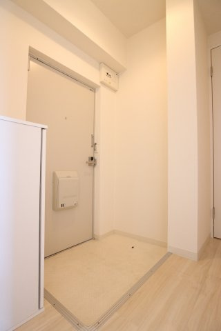 アロハ名谷の玄関