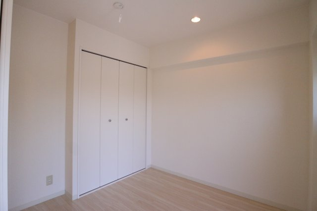 アロハ名谷の寝室