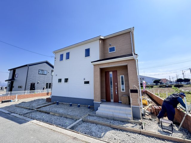 新築　北群馬郡吉岡町下野田第12　Livele Garden.S　１号棟の外観|現地写真　ご内覧等、お気軽にお問合せください♪　							
