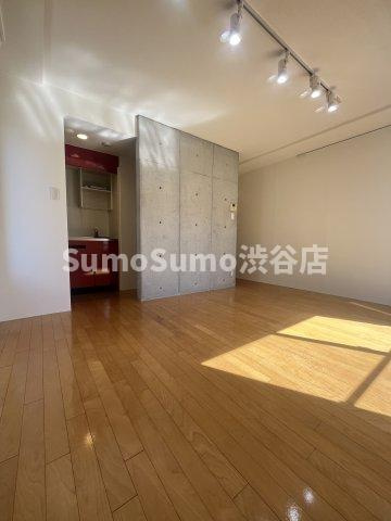MODULOR祐天寺の居間・リビング|おしゃれな居間です