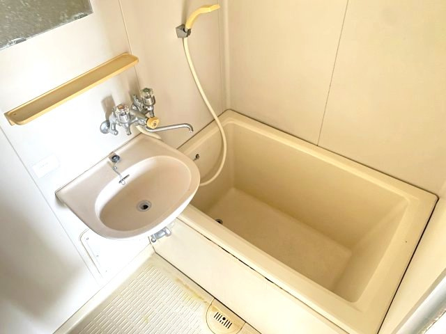 ルミナスサトウの浴室|洗面付き浴室