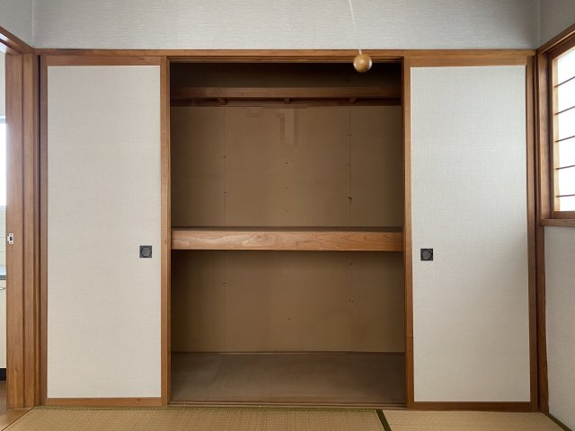 ルミナスサトウの収納|押入