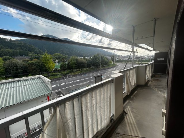 アーバンコート山根のバルコニー