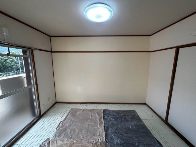 アーバンコート山根の和室