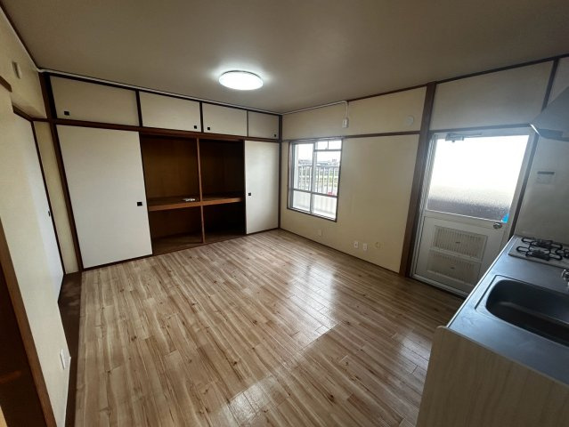 アーバンコート山根の居間・リビング