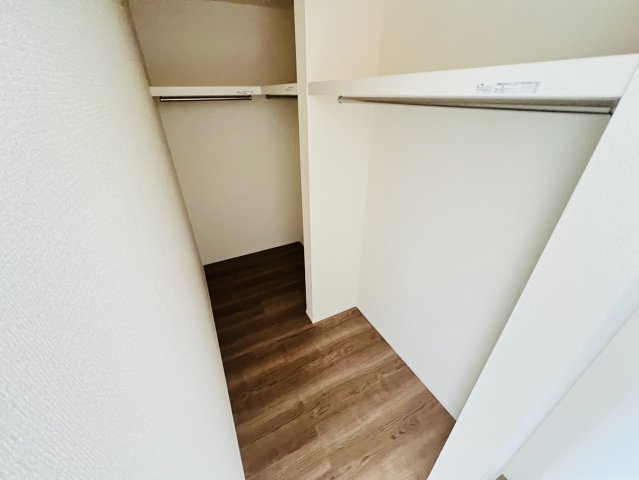 半田市向山町3-67-1『仲介手数料無料』新築戸建ての収納