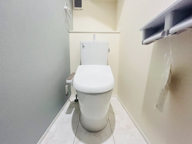 半田市向山町3-67-1『仲介手数料無料』新築戸建てのトイレ