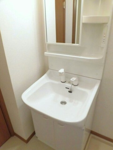 フレッシュ　プラムの洗面所