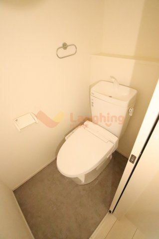 久留米市宮ノ陣５丁目のアパートのトイレ|ゆったりとした空間のトイレです