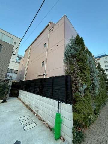 北青山プラザビル　4Fの外観
