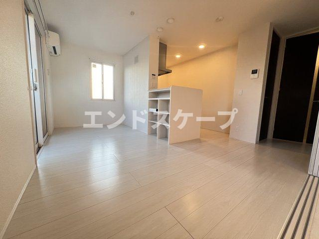 リノ　Ｃの居間・リビング|高崎、前橋、伊勢崎エリアのお部屋探しはエンドスケープまで！お客様の理想お聞かせ下さい♪