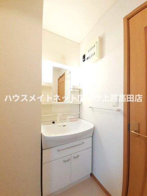 アルカンシエルの独立洗面台|洗髪洗面化粧台