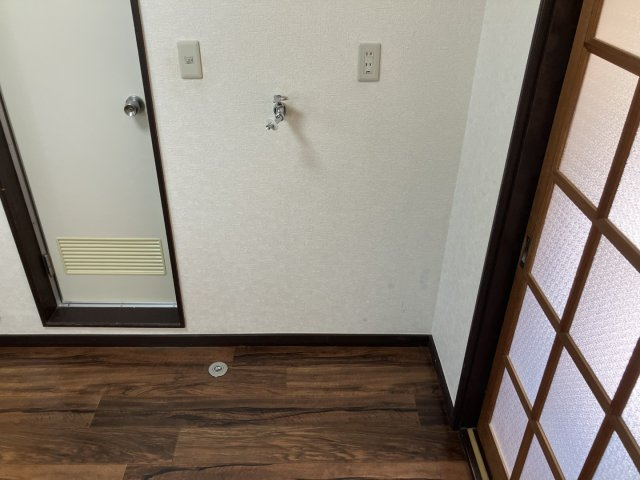 パレス小沢Ⅰのその他|洗濯機置き場