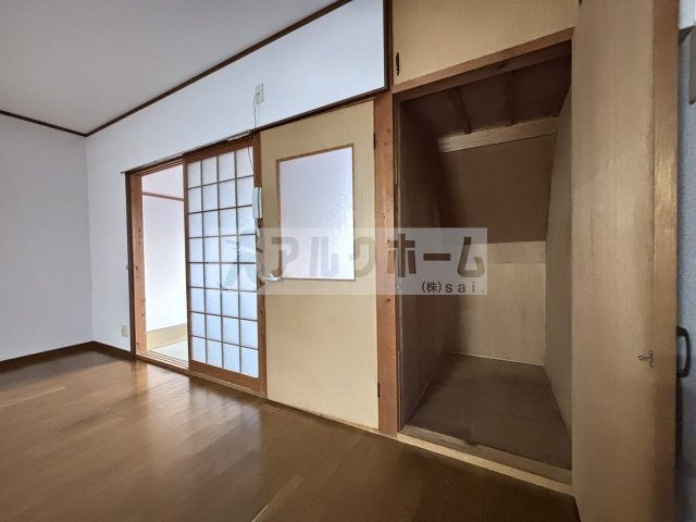 柏原市法善寺２丁目のテラスの収納