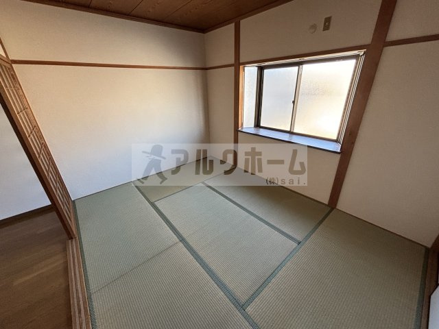 柏原市法善寺２丁目のテラスの和室