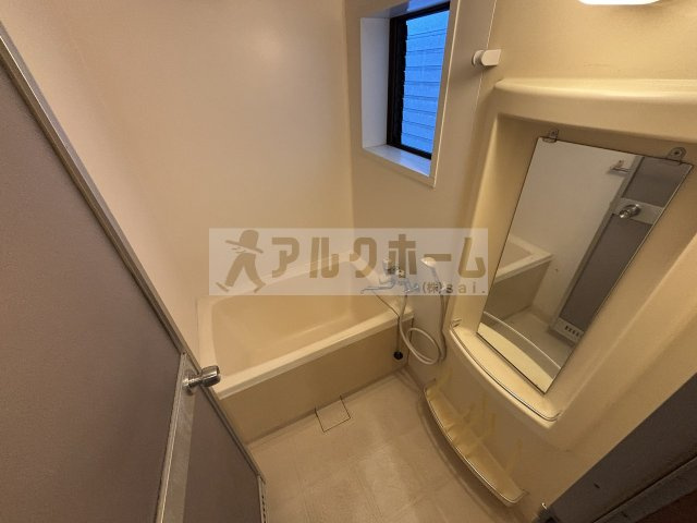 柏原市法善寺２丁目のテラスの浴室