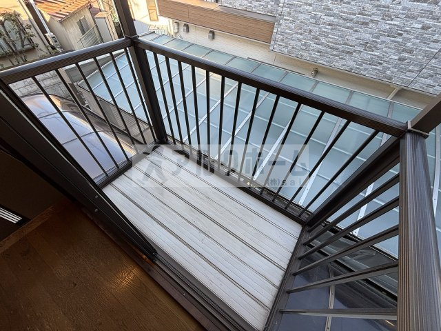 柏原市法善寺２丁目のテラスのバルコニー