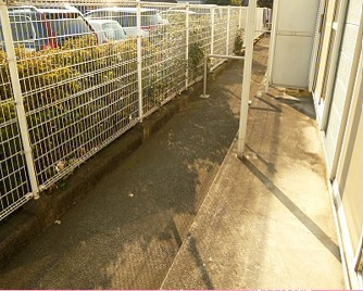 イナタケハウスのバルコニー|※別号室参考写真です