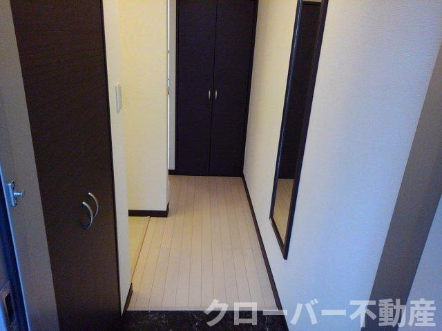 レオネクストウィンクルの玄関