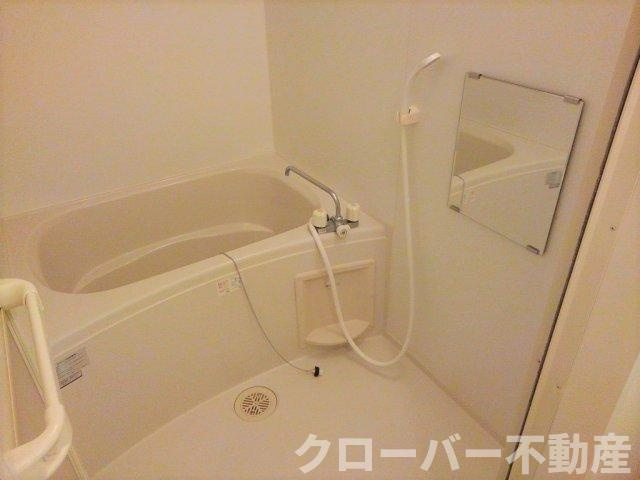 レオネクストウィンクルの浴室