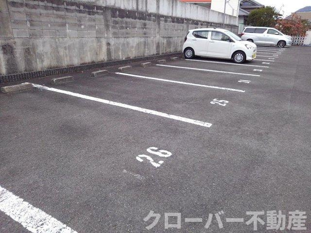 レオネクストウィンクルの駐車場|敷地外駐車場