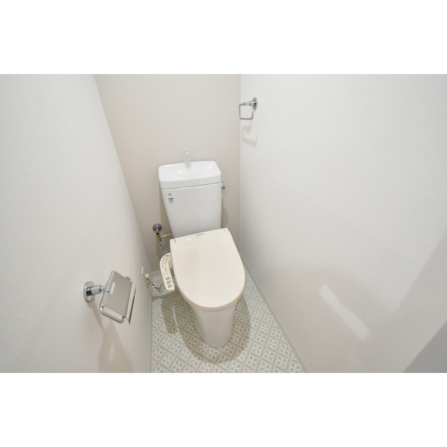 アトリウム合川のトイレ|落ち着いた色調のトイレです