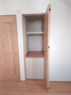 【収納】 | 東久留米南沢2期　全2棟　B号棟 | 洋室4.06帖　収納