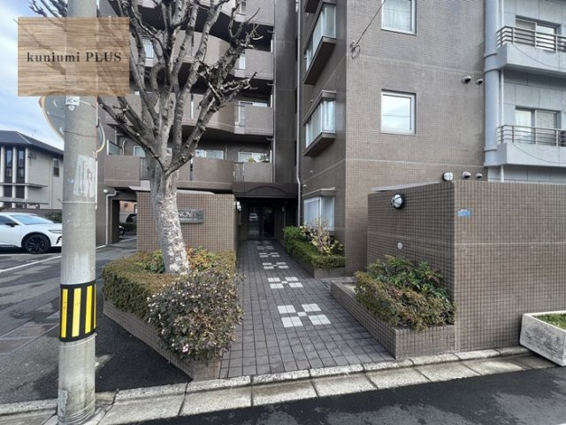 NOVA守口の外観