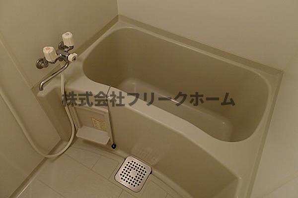 三鷹台第二エミネンスの浴室