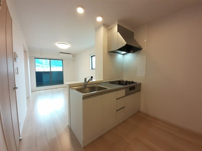 【キッチン】 | パーシモン春 | キッチンでお料理をお楽しみください