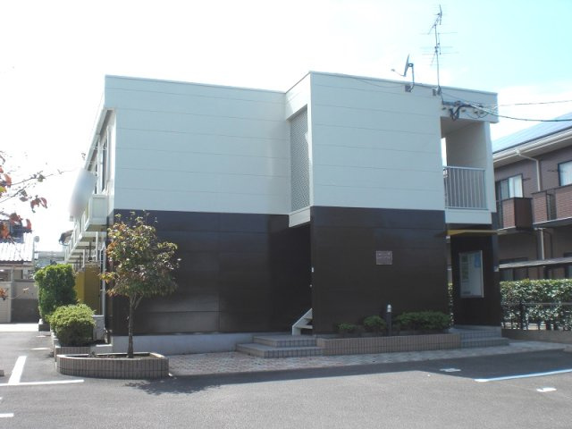 レオパレスえむてぃーの外観|画像1