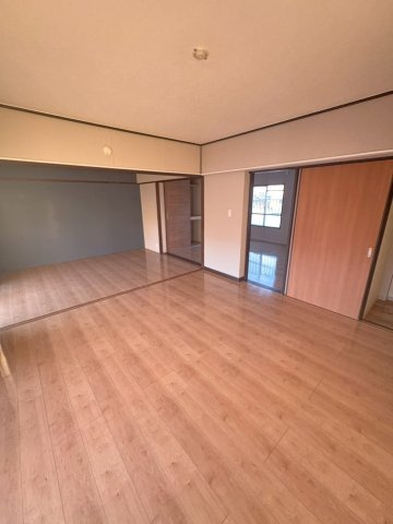 アーバンコート山根の内装