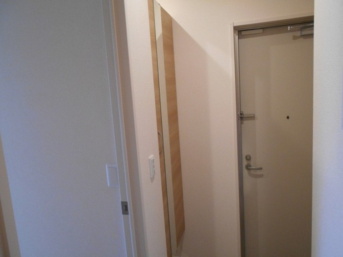 ガーデンテラスの玄関|明るい玄関です