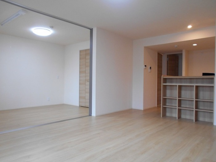 ガーデンテラスの居間・リビング|おしゃれなリビングです