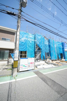 【外観】 | 【仲介手数料無料！！】日野市落川　新築戸建て（全6棟）1号棟　5680万円 | 令和８年４月１８日撮影　建築中