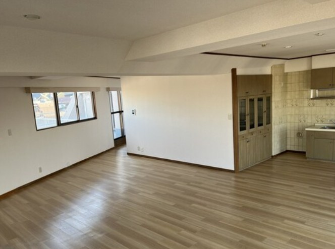 ドエルC&Tの内装