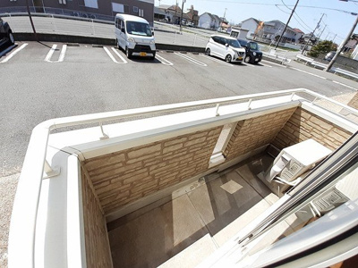 【バルコニー】 | ソレアードⅠ | 暖かな日差しのふりそそぐバルコニー