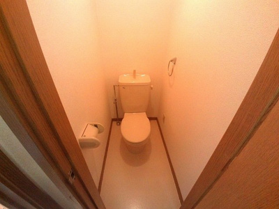 【トイレ】 | リリースタウン | 落ち着いた色調のトイレです