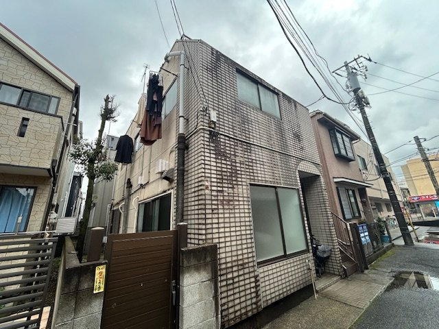 トラムサイドのロビー