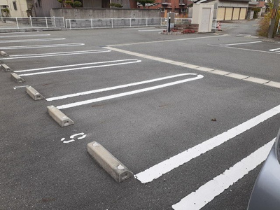 【駐車場】 | モーニング・グローリーⅣ | 駐車場完備です