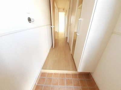 【玄関】 | クレール壱番館 | 落ち着いた玄関です